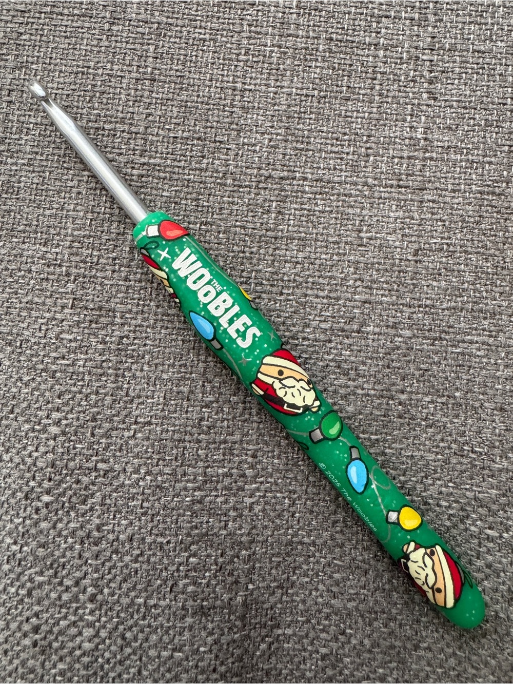 Woobles Crochet Hook - Santa Claus